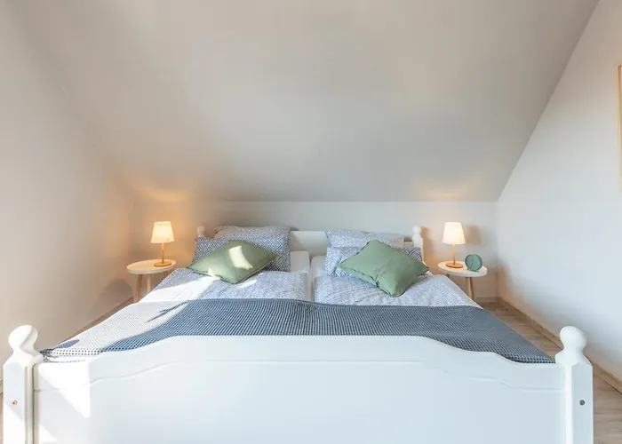 Loggiastuuv Gesamt *